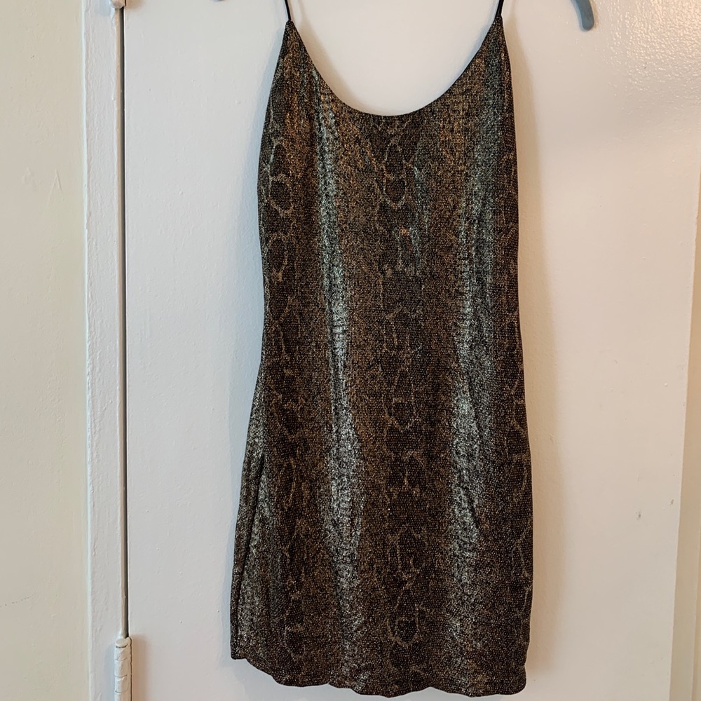 Alice and Olivia sequence dress. New with tags!